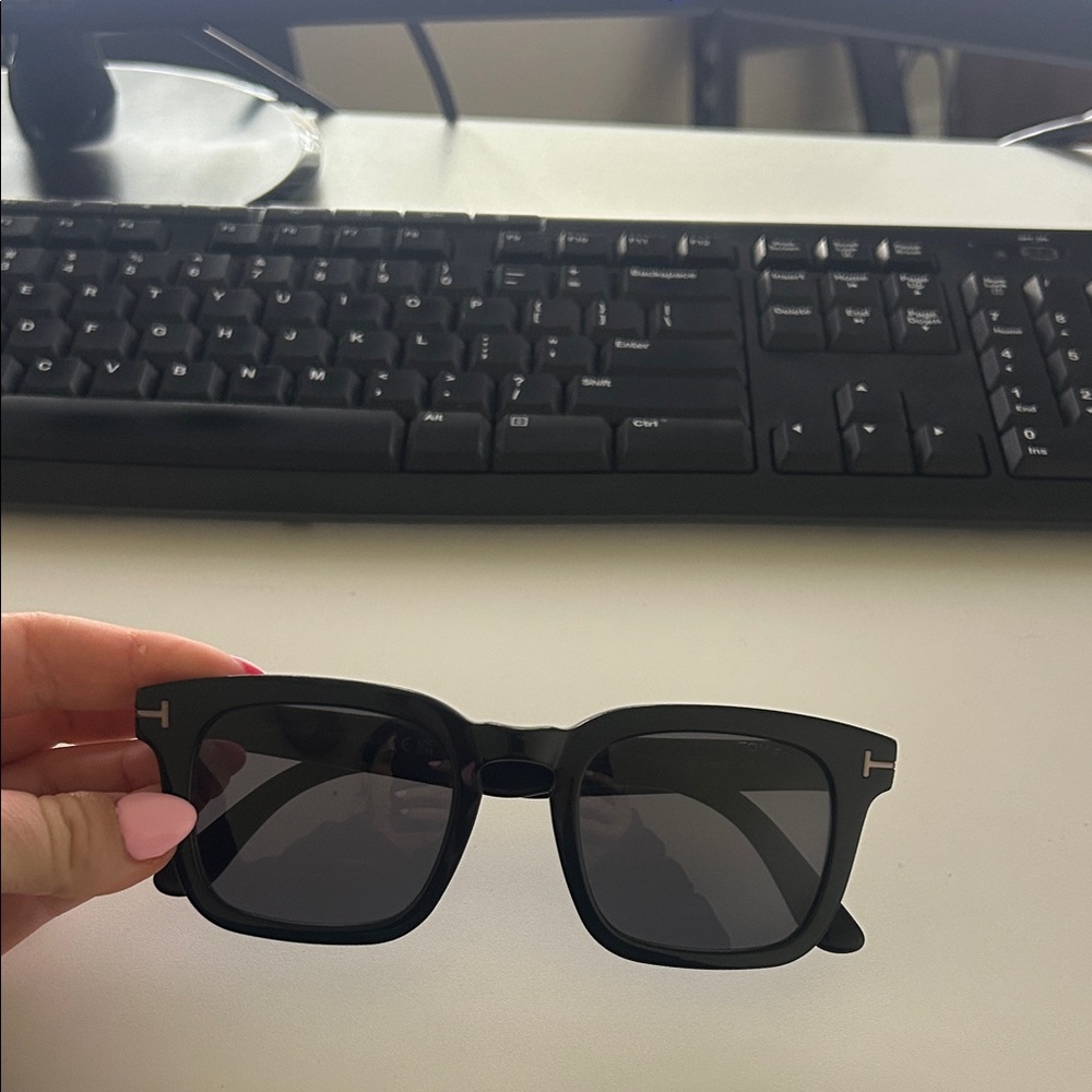 Tom Ford FT0970-K 01A 52 Unisex Square Sunglasses - Black/blue smoke Square
